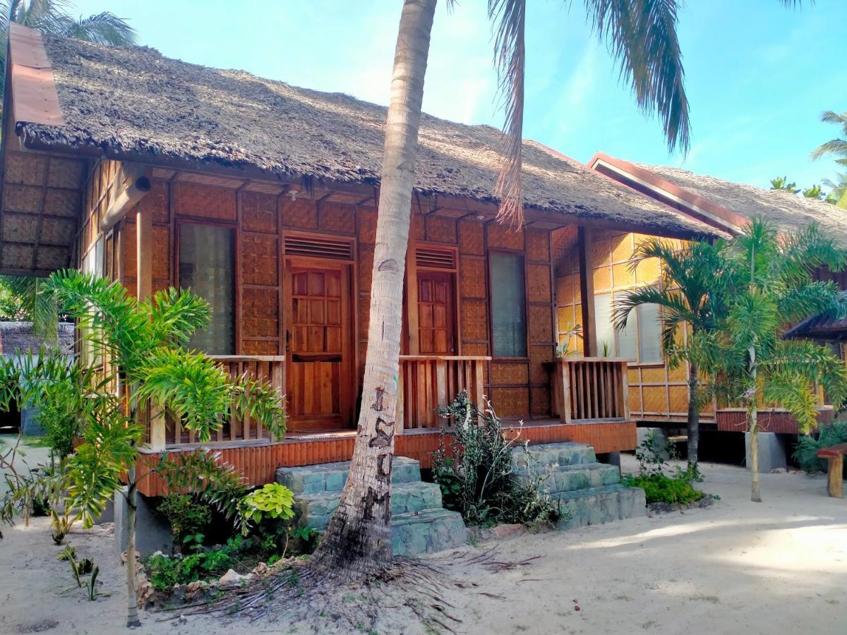 Jjs Backpackers Village Siquijor Exterior photo